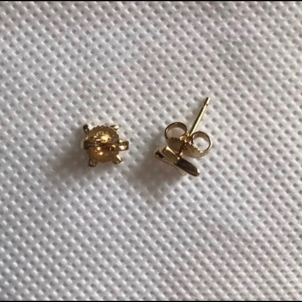 🎖HOST PICK Tiffany & Co. 18K Stud Earrings - Picture 13 of 14
